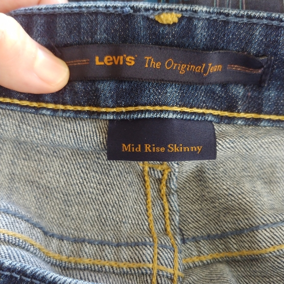 Levi's 9" Midrise Skinny Jeans SZ 10M - Picture 9 of 13
